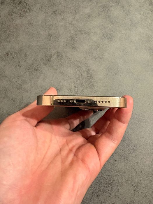 Iphone 14Pro bez karobka