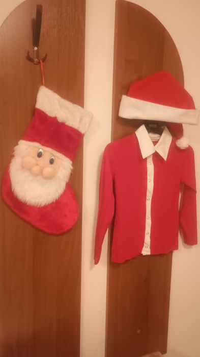 Costum Moș cu ciorap cadouri.