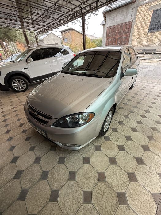 Идеальная gentra-lacceti 2013 года выпуска