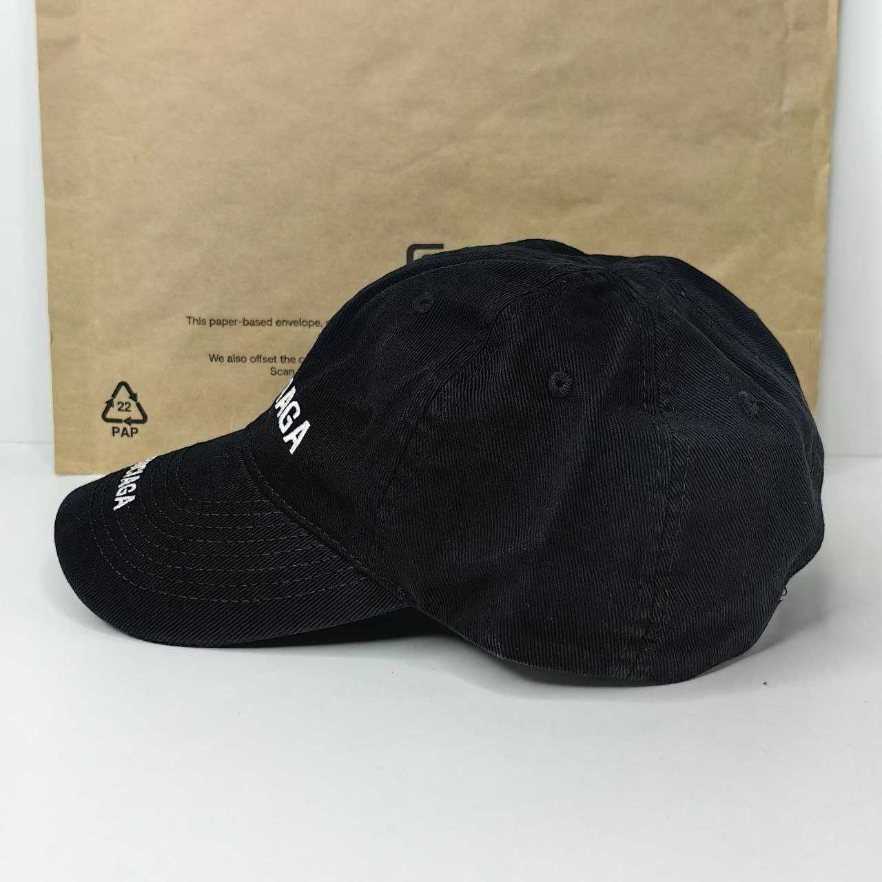 Шапка Balenciaga
