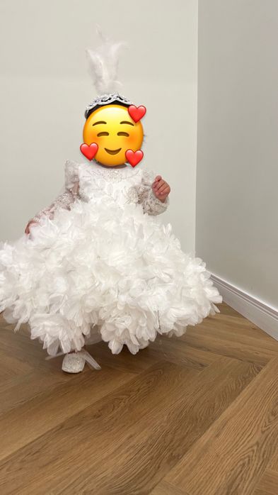 Продам платье на годик