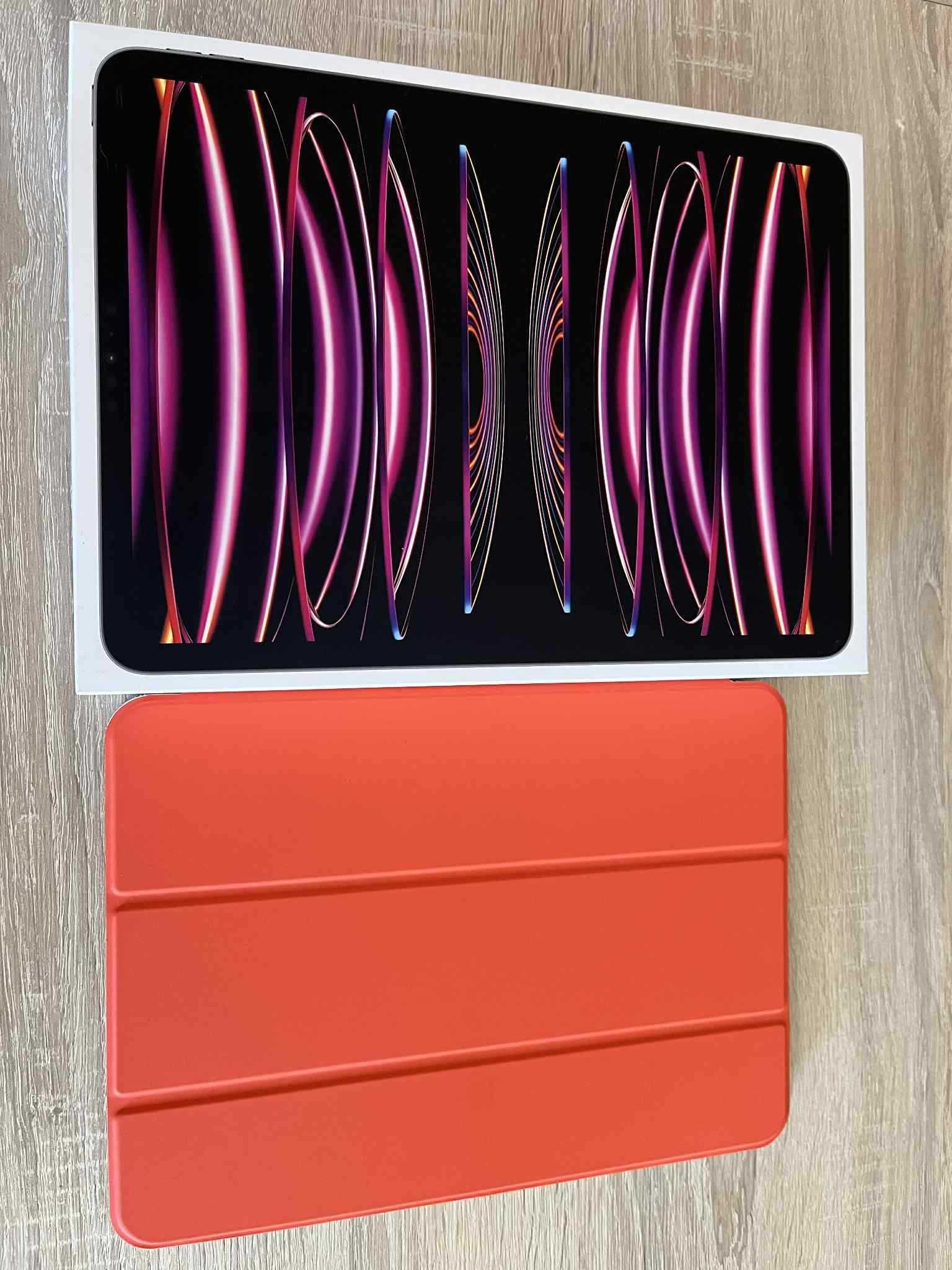 Продавам iPad Pro 4th Generation - Като нов! + Клавиатура и Писалка