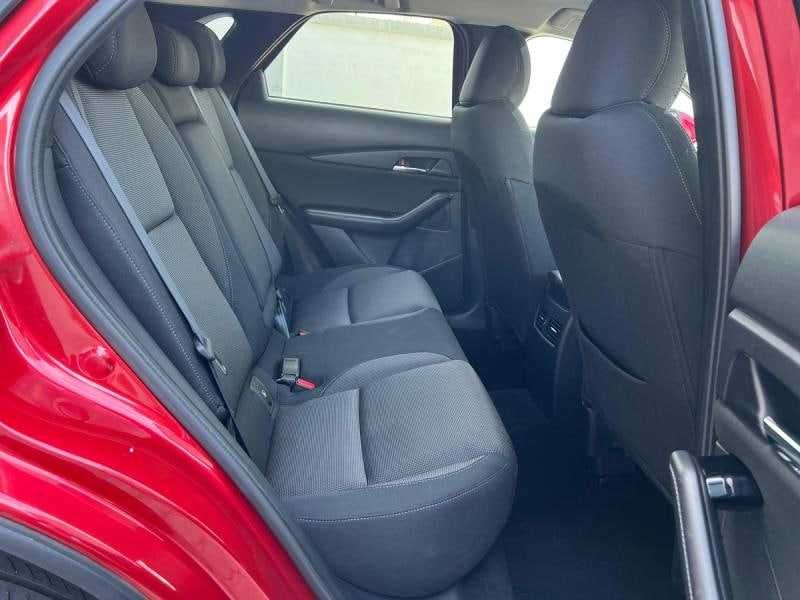 Super ofertă negociabilă: Mazda CX-30 e-SKYACTIV – 2021