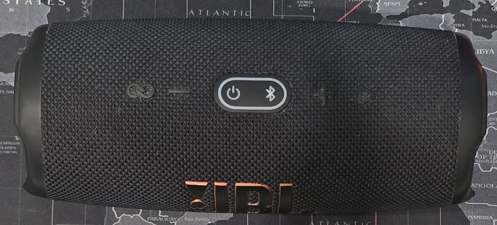 Портативна колонка JBL charge 5