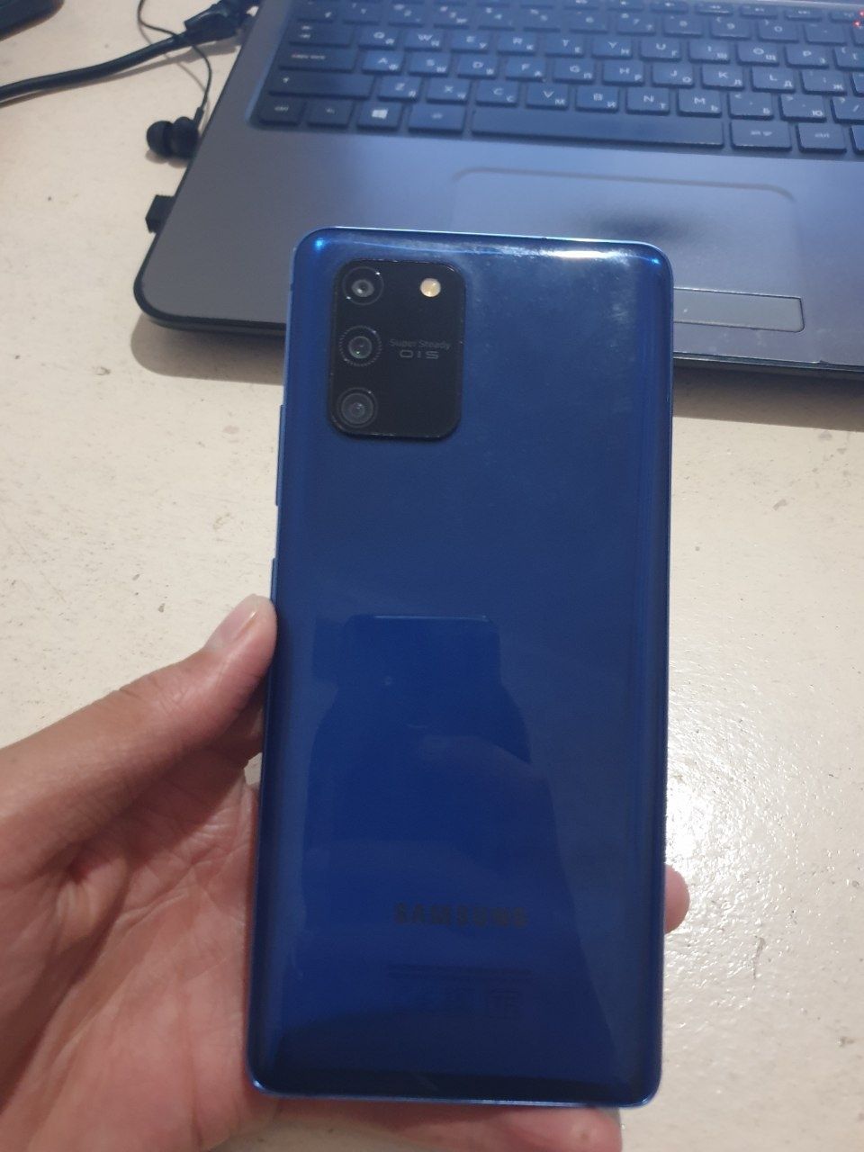 Samsung Galaxy S10 lite.Karobka dokumenti bor ishlashiga javob.