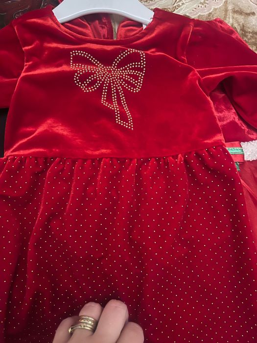 Rochița fetița de 6-9 luni de Crăciun toate 3 buc