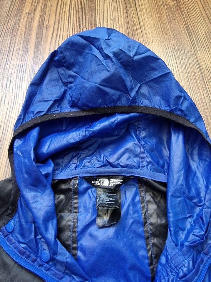 Страхотно мъжко яке ветровка THE NORTH FACE  размер S