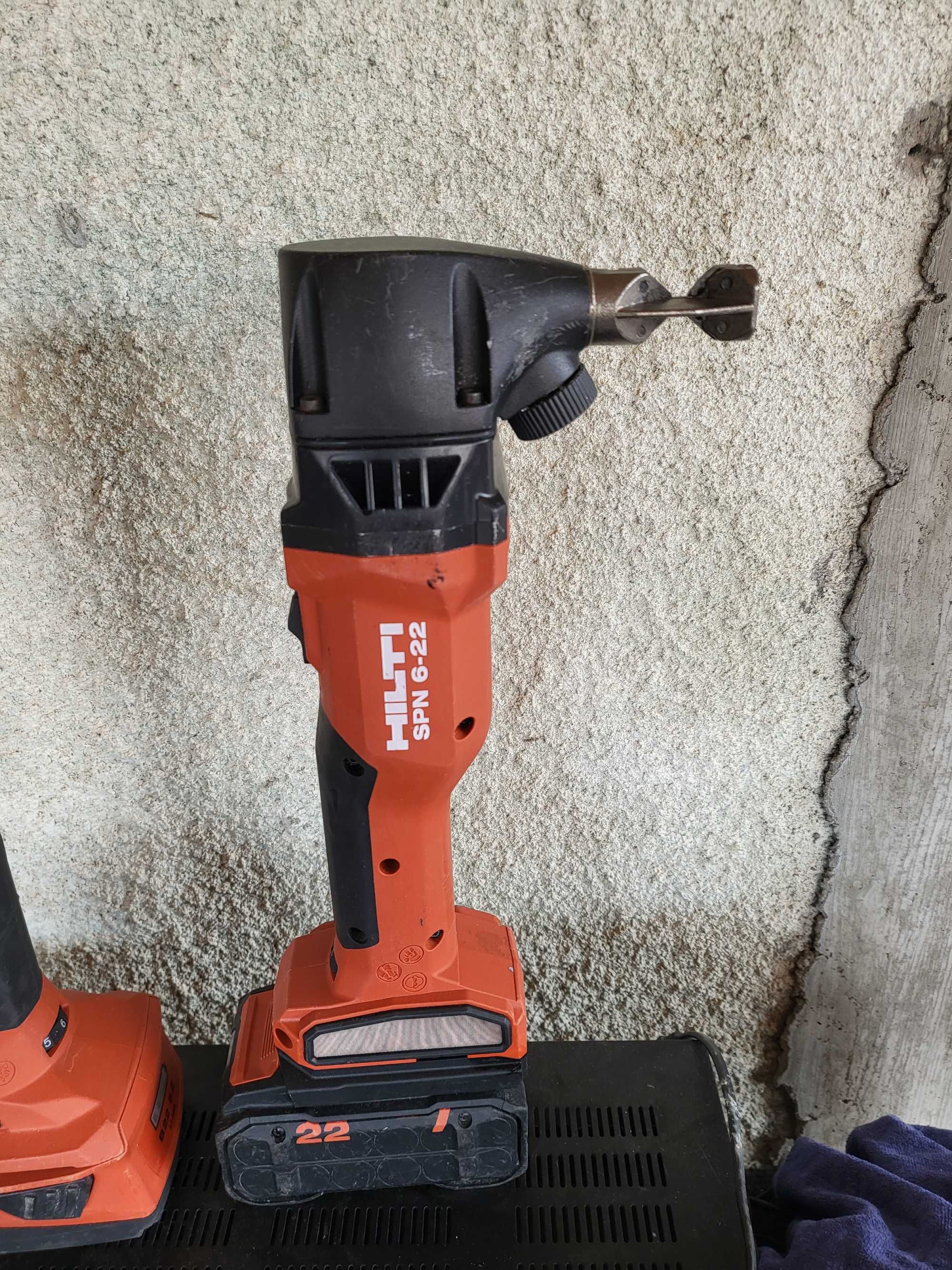 Hilti SPN6 nuron data 12/2024 si SPN6-A22  data 04/2022 stare perfecta