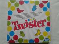 Twister jocul "matelor incurcate", original Hasbro, nou, intipluit