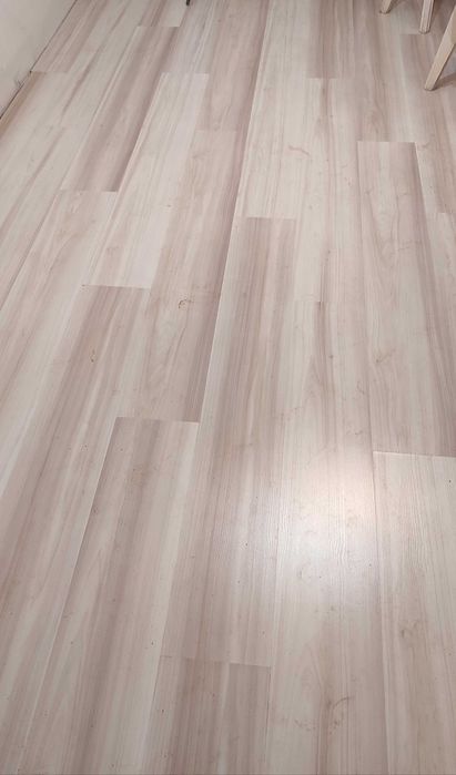 Ламинат цвет сосна