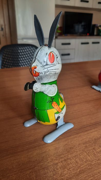 Jucarii vechi romanesti Metaloglobus tabla mecanice cheita colectie