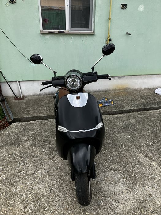 Scuter Explorer cruzer 50