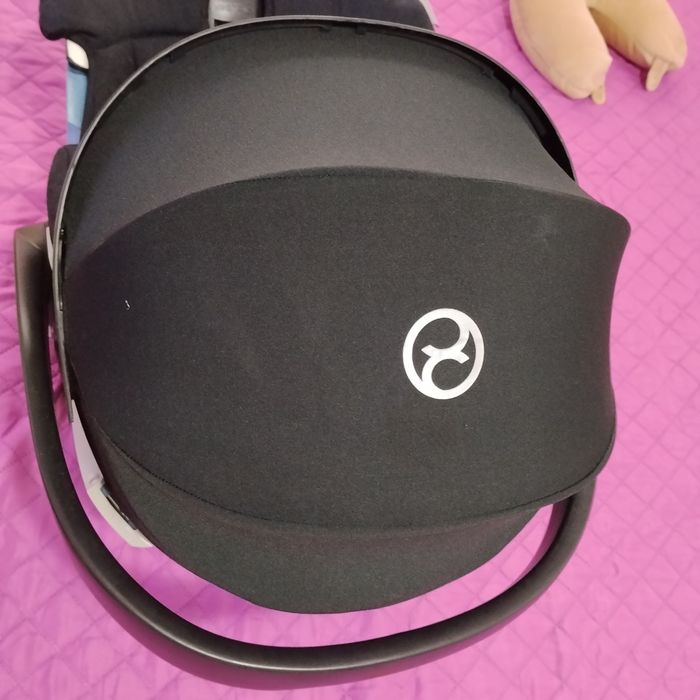 Scoica auto Cybex aton 4