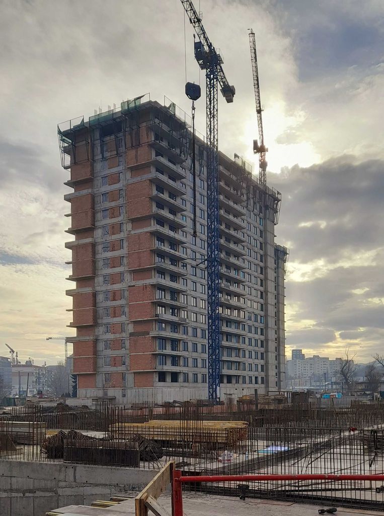 Продава се Двустаен апартамент в София, Красно село - 80 кв.м за 2123 €/кв.м - Снимка #4