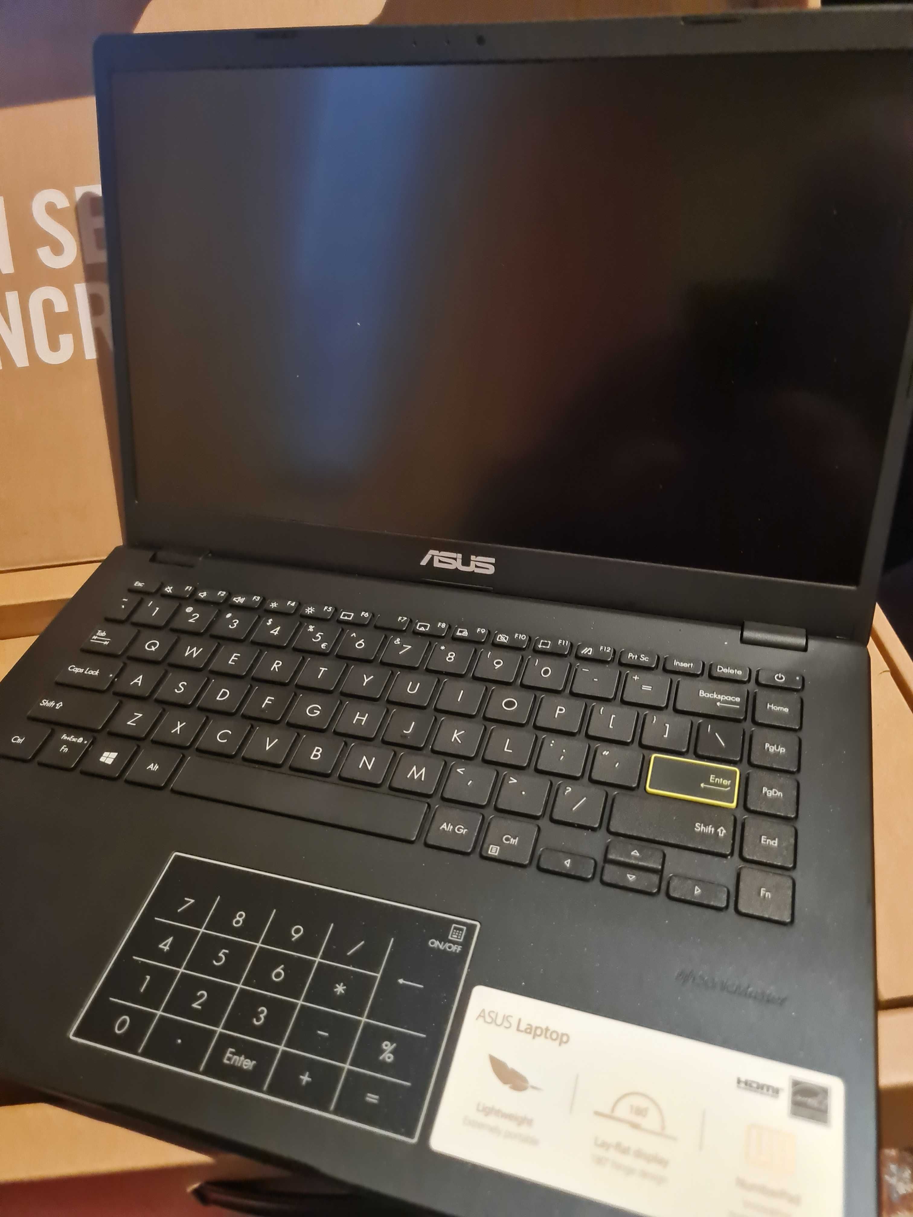 Laptop ultraportabil Asus E410M diagonala 14'