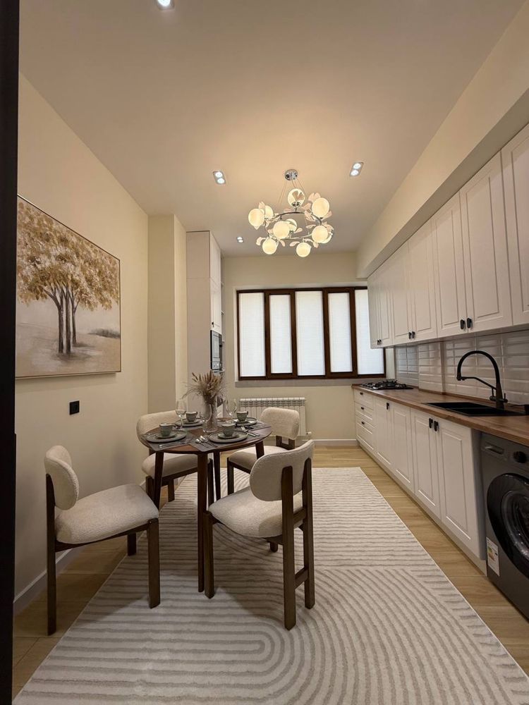 ЖК Dream House 4 ком/3/9 площадь 80м2. Глинка 8 роддом