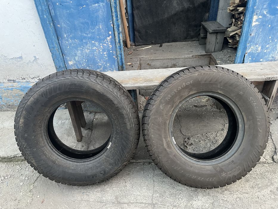 Зимняя резина 235/75/15