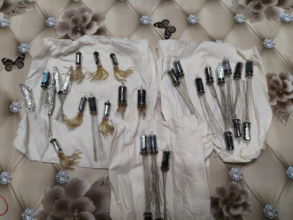 Lampi  pentru construit ceasuri