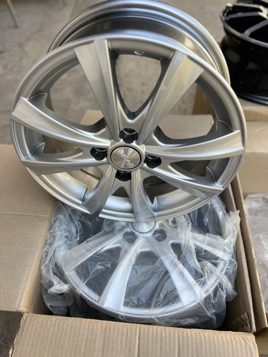 Диск r15. 4x100.