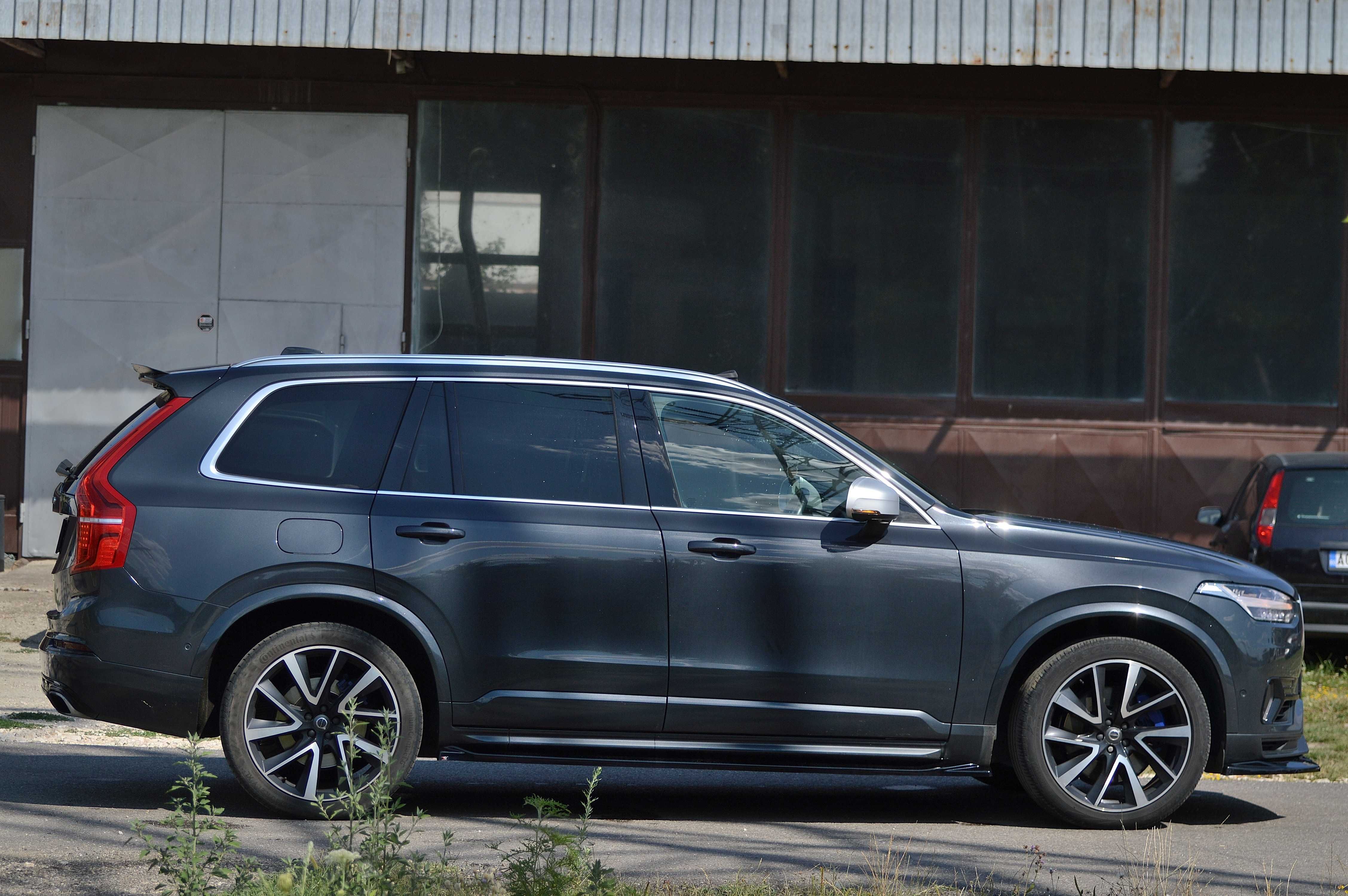Volvo XC 90 Hybrid Plug In 408CP R-design 7 locuri, Full Assist