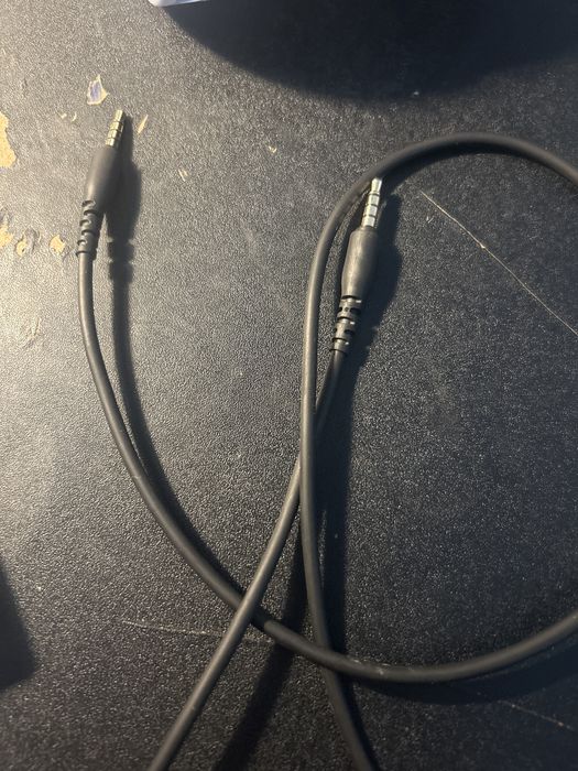 vand casti ps cu microfon si fir