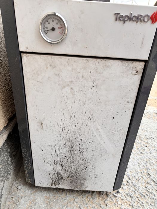 Продам котел газовый