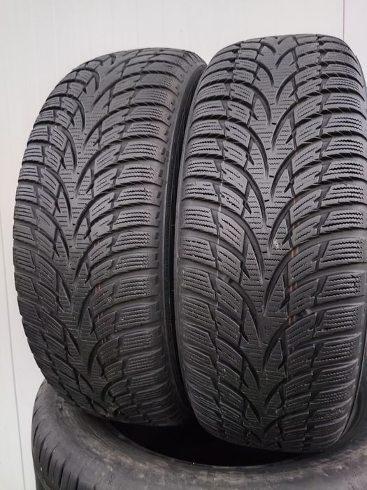 2бр зимни гуми 195/55/16 Nokian WR, Runflat
6.83mm
Добро състояние без