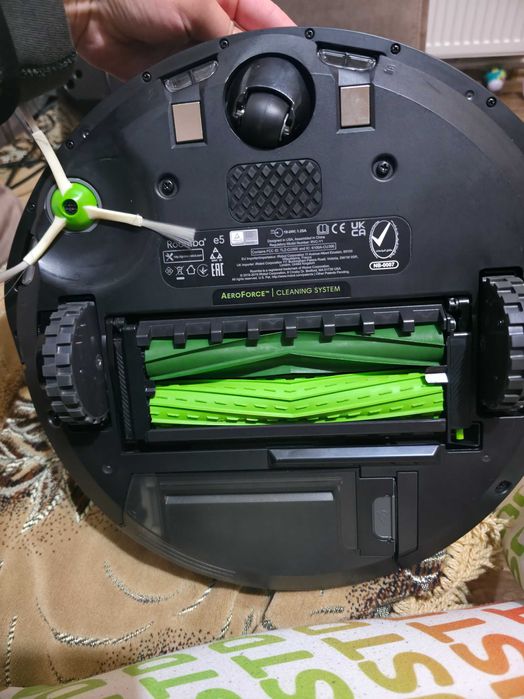 Aspirator robot roombo  E5