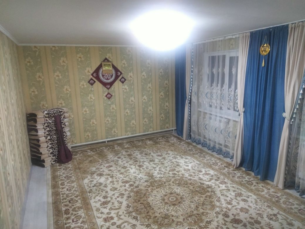 Частный дом в поселке Зачаганск