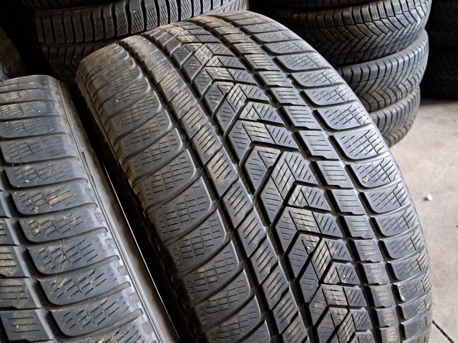 Anvelope second iarna 305 40 R20 Pirelli 2020