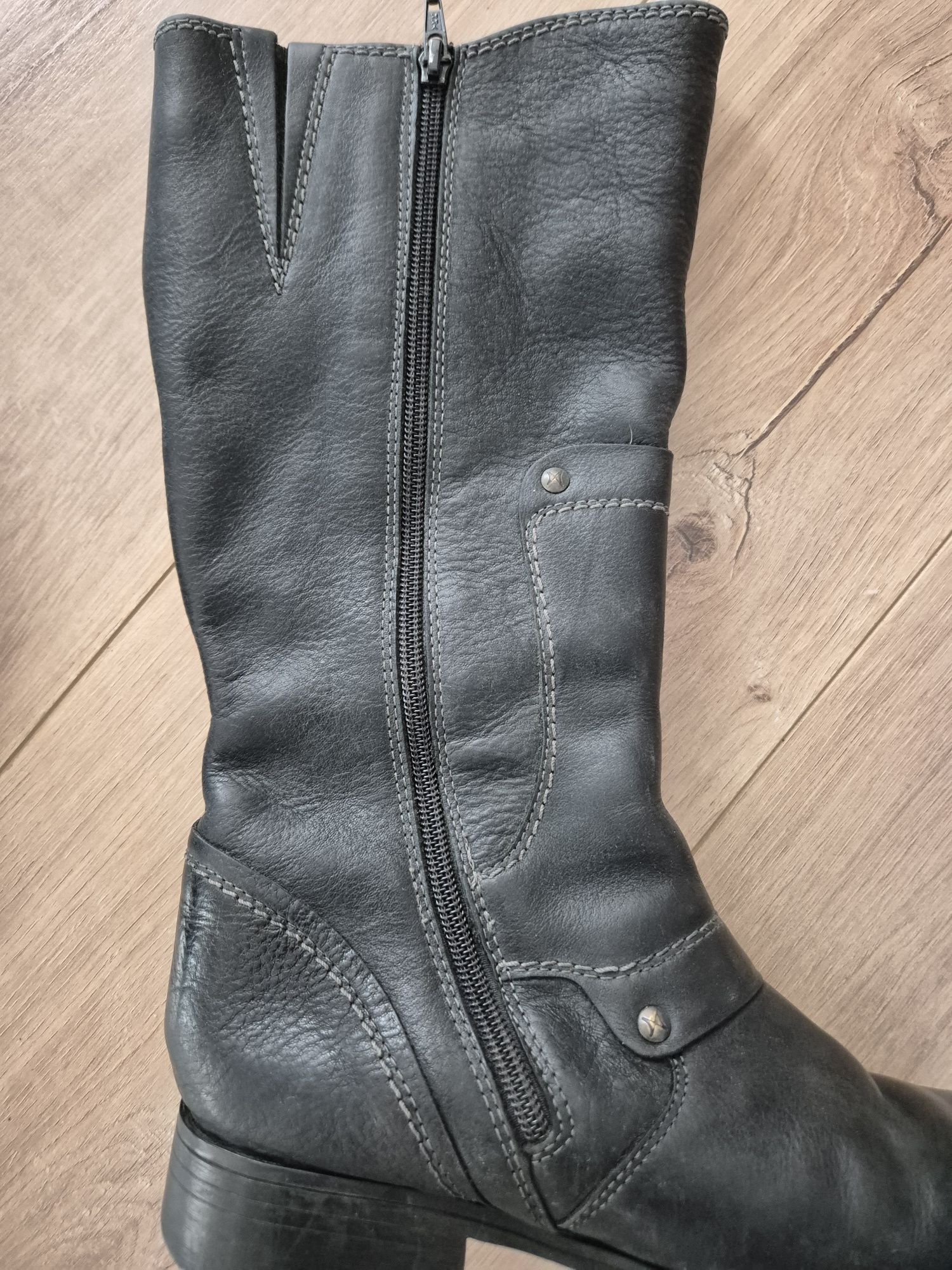 Cizme piele naturala 37 GORE-TEX 50 LEI
