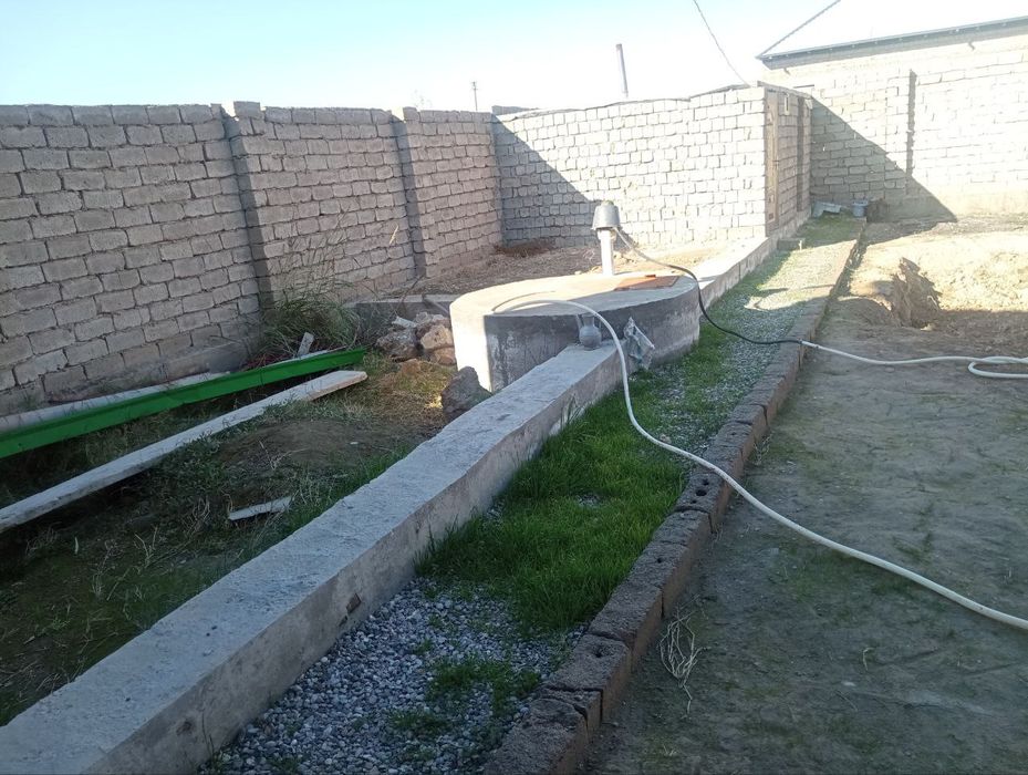 Карши шахридан ховли сотилади