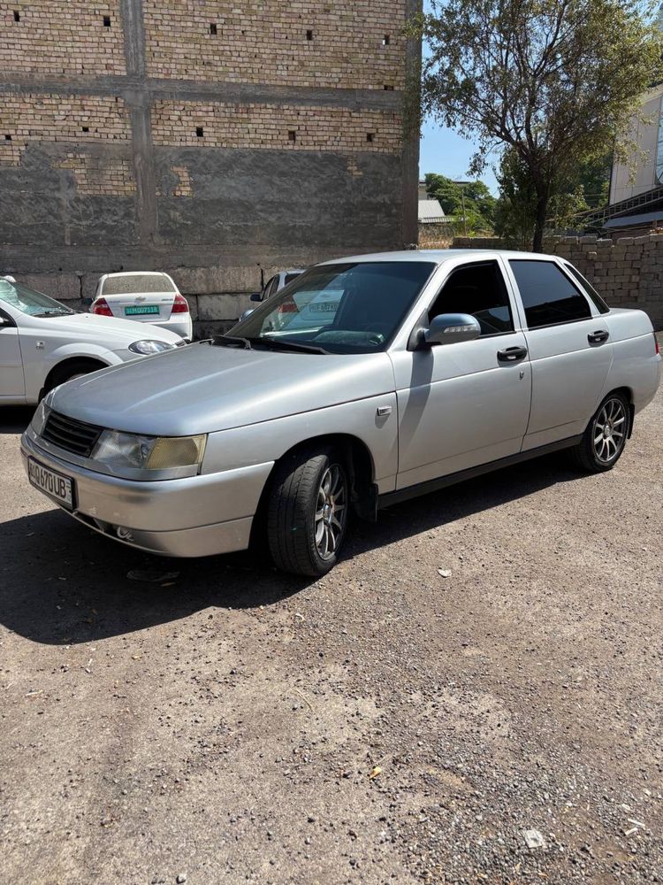 Lada 2110  приора матор срочна сотилади