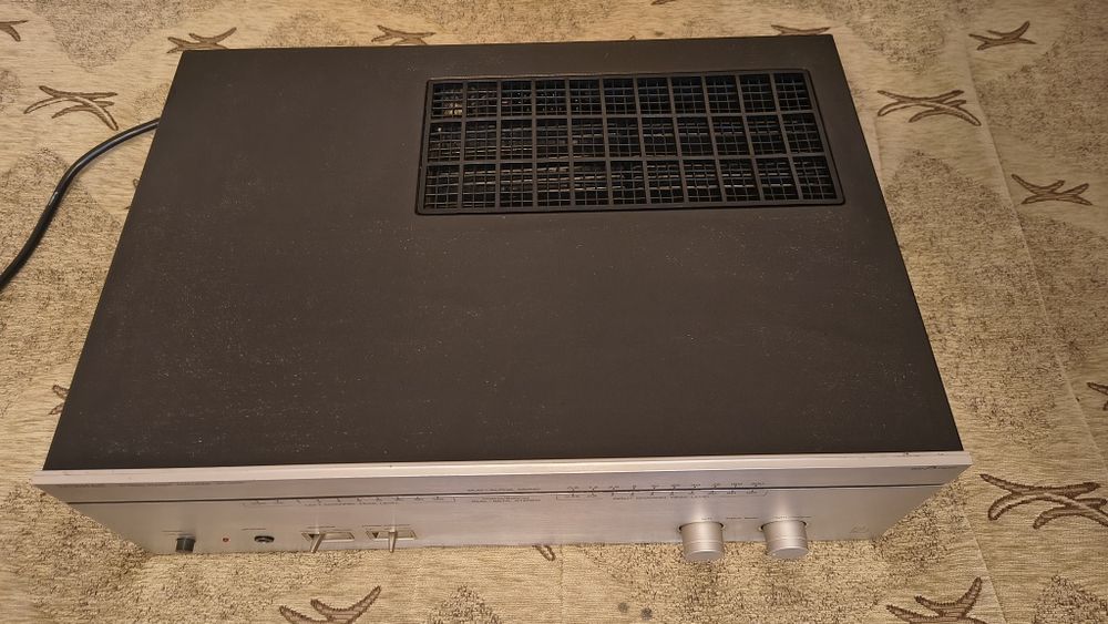 Amplificator final Luxman M120A