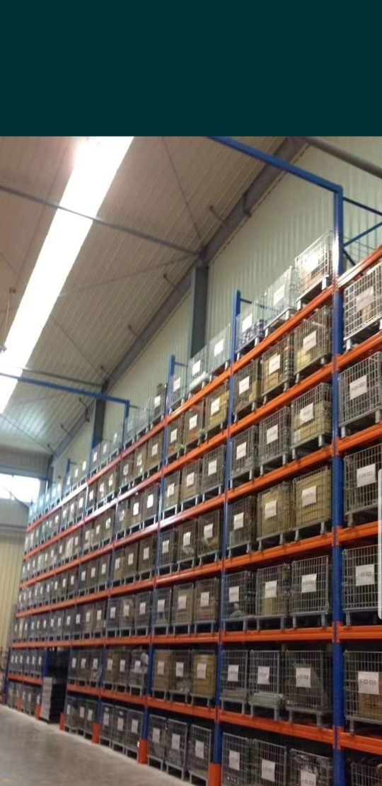 Vând rafturi metalice profesionale reglabile la super ofertă