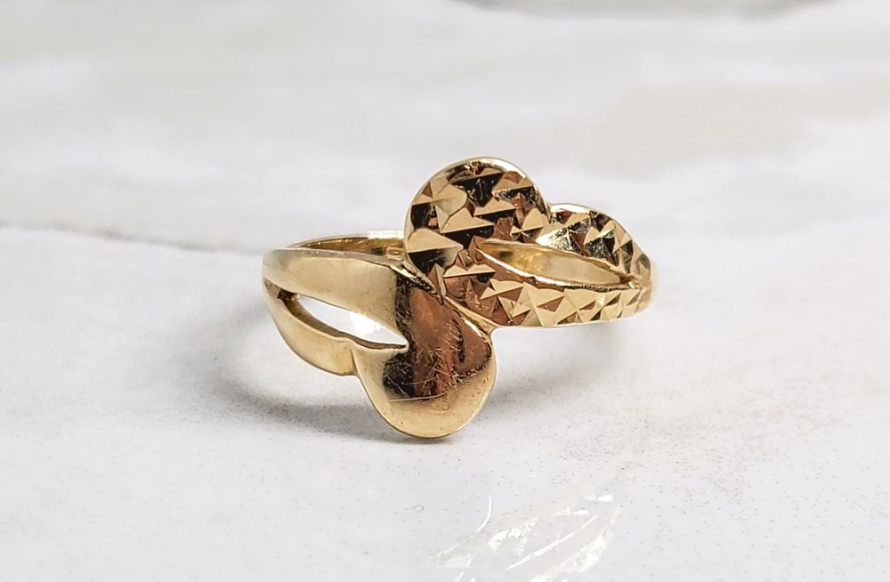 Inel din aur de 14K cu model texturat – mărime 56, 2,35 g