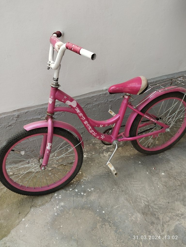 Велосипед розовый