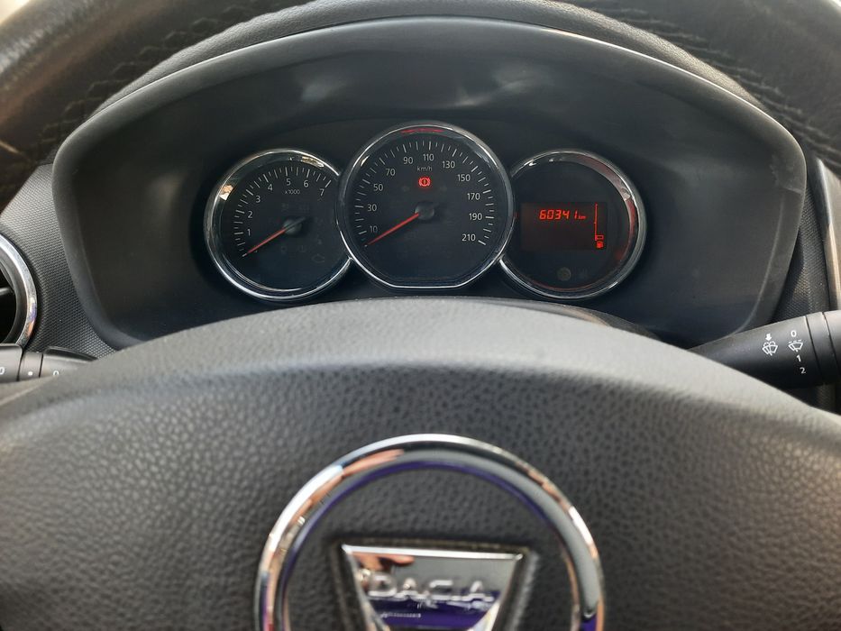 Vând Dacia Logan 2 Laureate, 1.2; 2013, 60.000 km