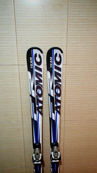 Schiuri atomic 165-166 cm-clapari ski