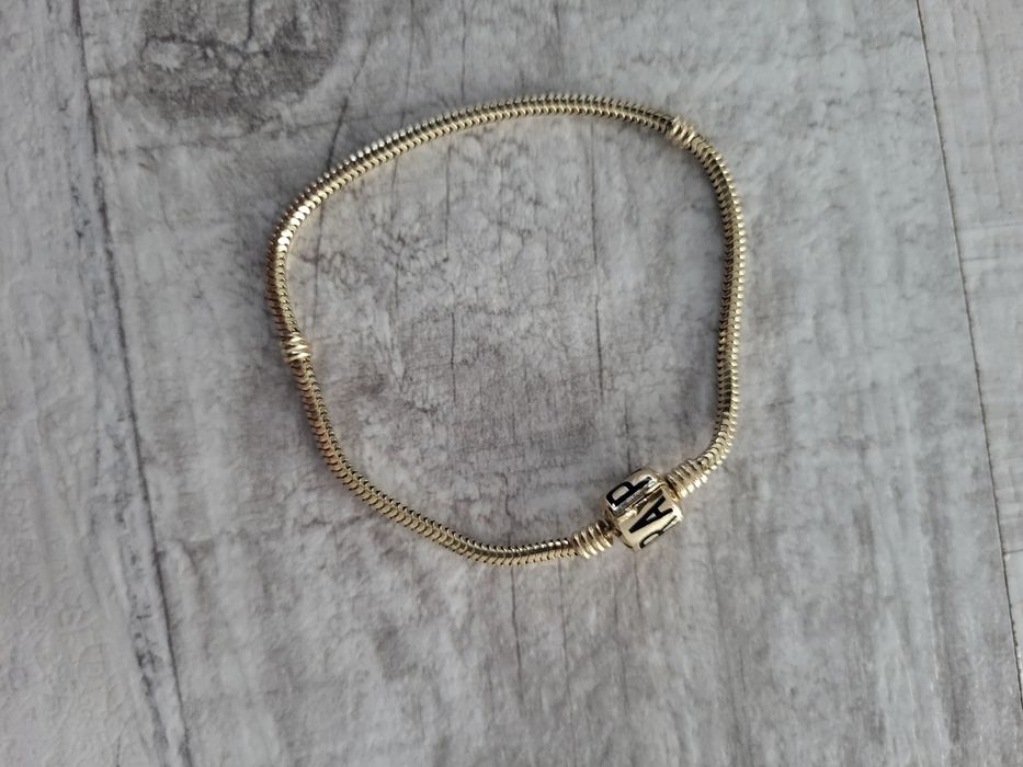 Bratara aur 14 k tip Pandora