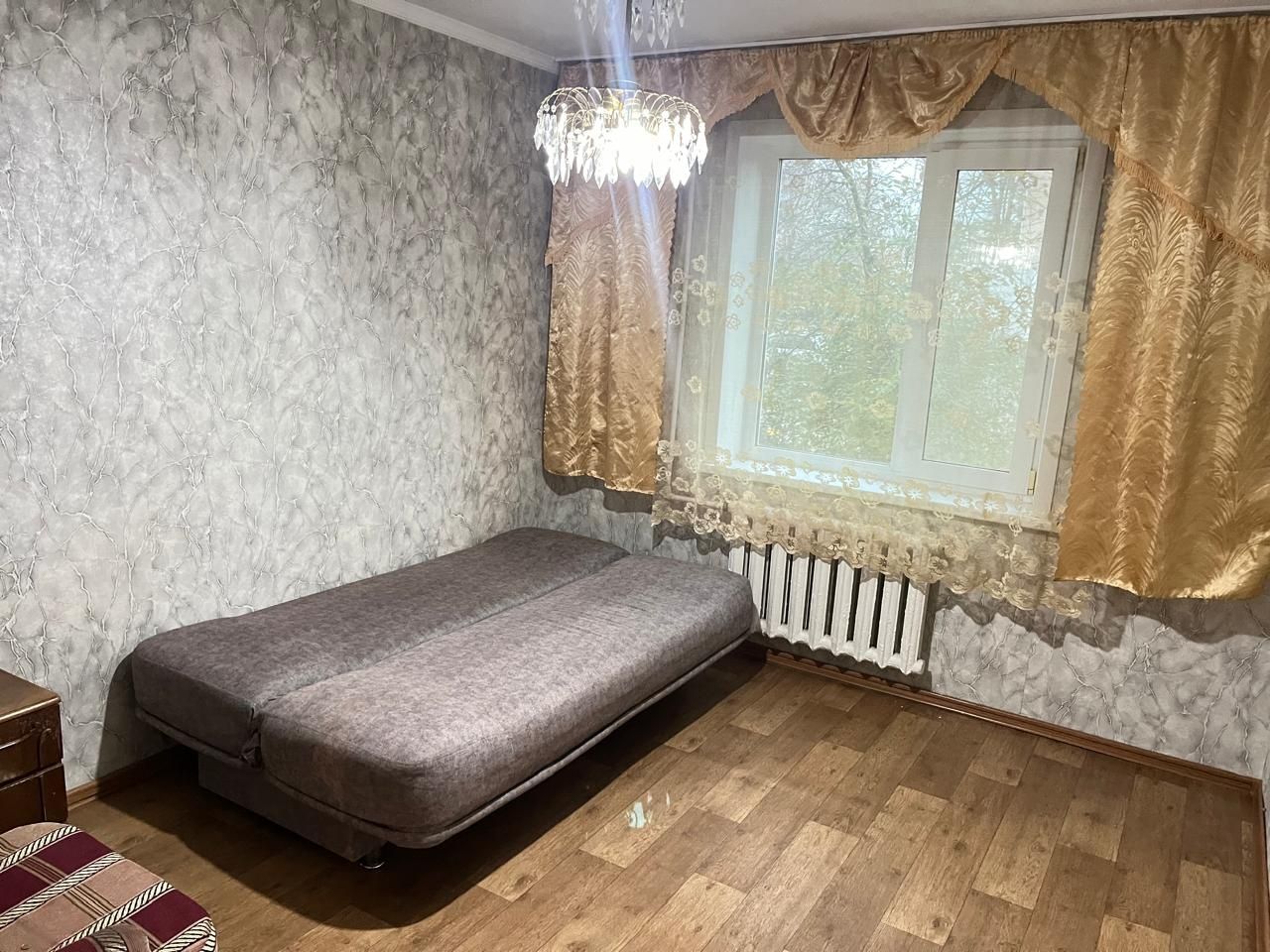 Продам 4х комнатную квартиру на 19 мкр