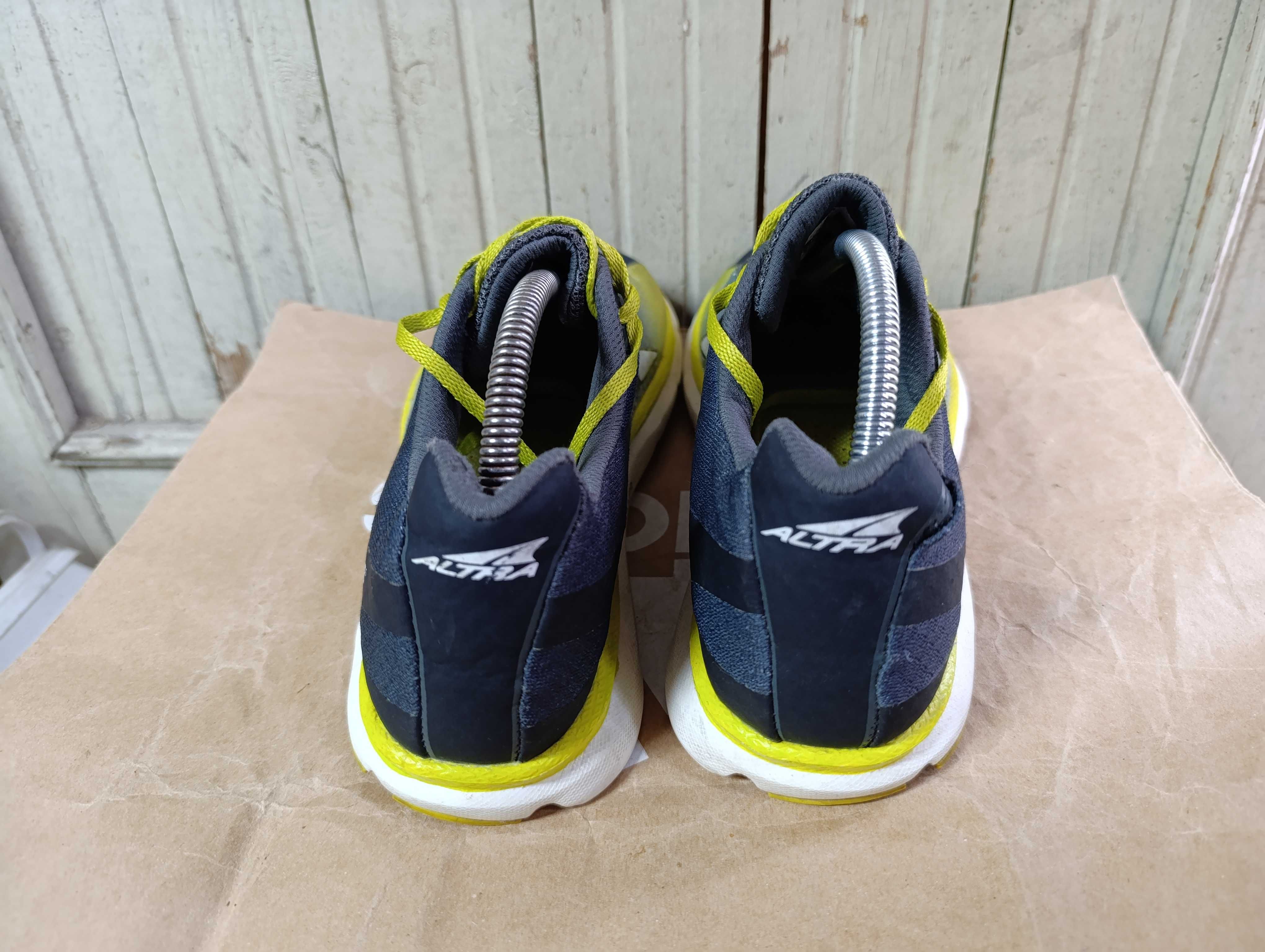 ''Altra One 2.5 M''оригинални маратонки 44 номер