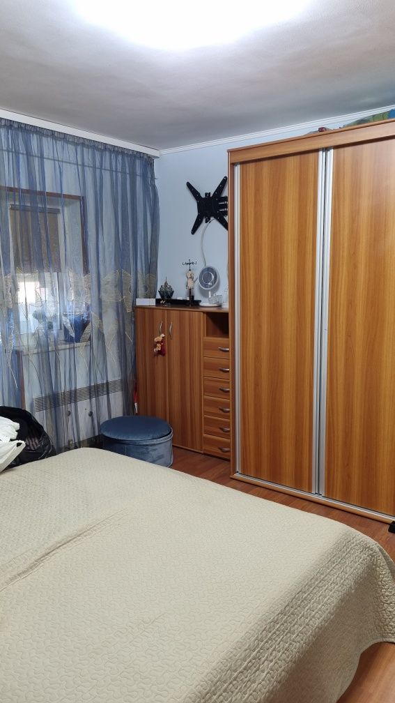 Apartament cu 2 camere,