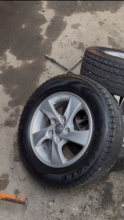 Продается срочно размер 15