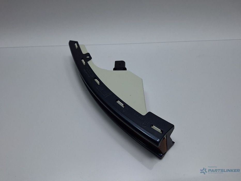 Lampă de semnalizare VOLKSWAGEN PASSAT Variant 3C5 2008 1.9 TDI BLS 77KW|105HP 2008
