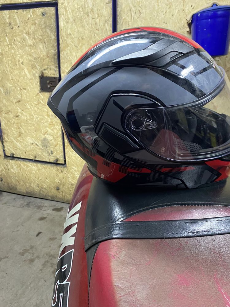 Мото-шлем