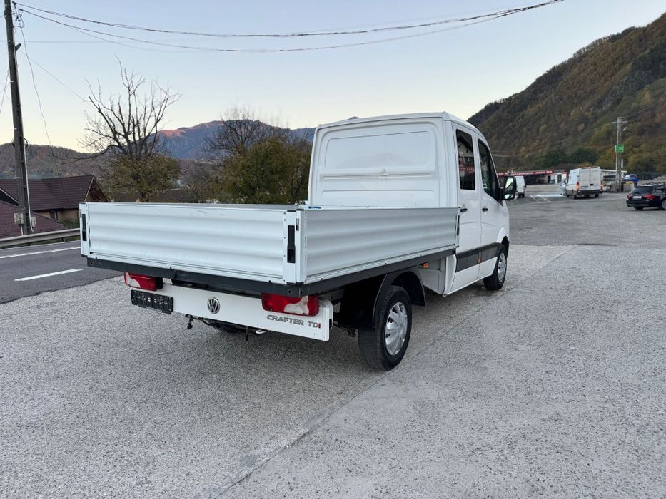 Vand vw crafter 2.0 tdi.6 +1 trepte 7 locuri.euro 5 toop
