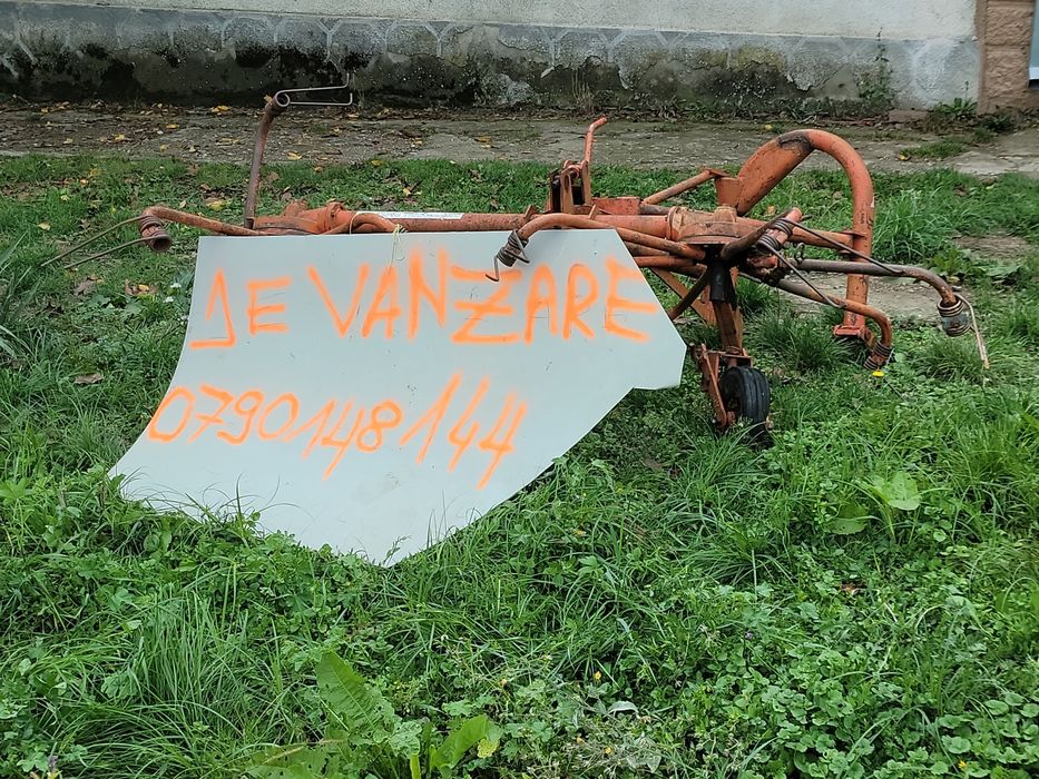 Greblă Rotativă de fân