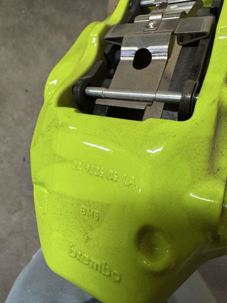Brembo 4 бутални апарати