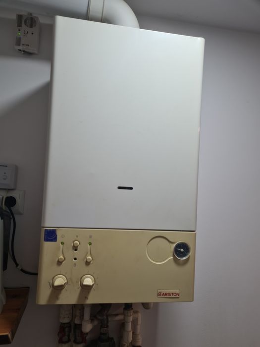 Centrala Ariston  T2 LLS 23 kw  Buna